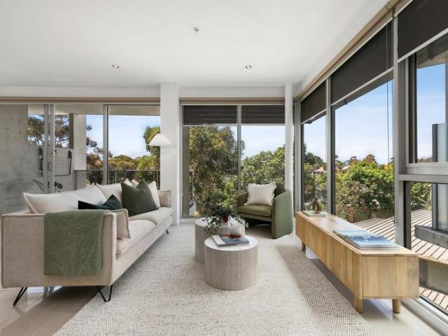 Stylish & Convenient Apartment Living