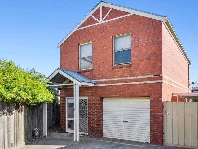 Stylish & Convenient Geelong West Living