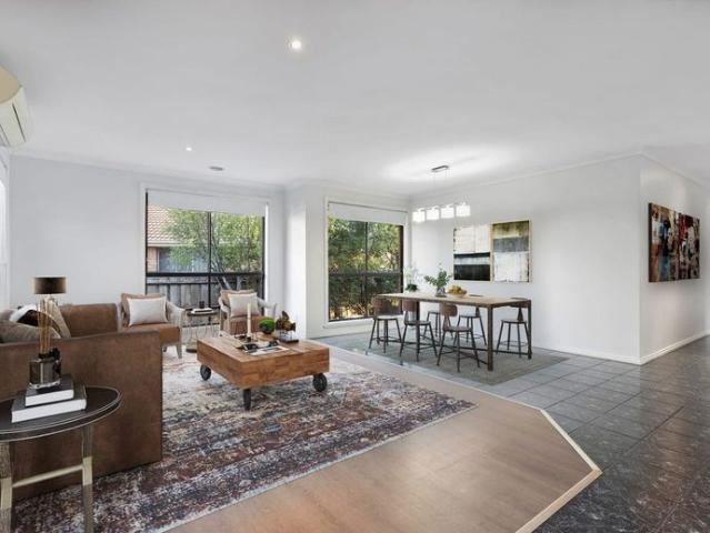 Stylish & Convenient Family Living in Keilor Downs