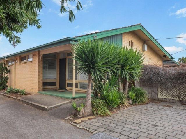 Stylish & Convenient Living in Ashford