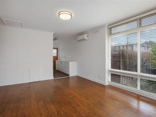 Stylish & Convenient Living in Ashford