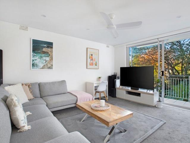 Stylish & Convenient Living in the Heart of Wollstonecraft
