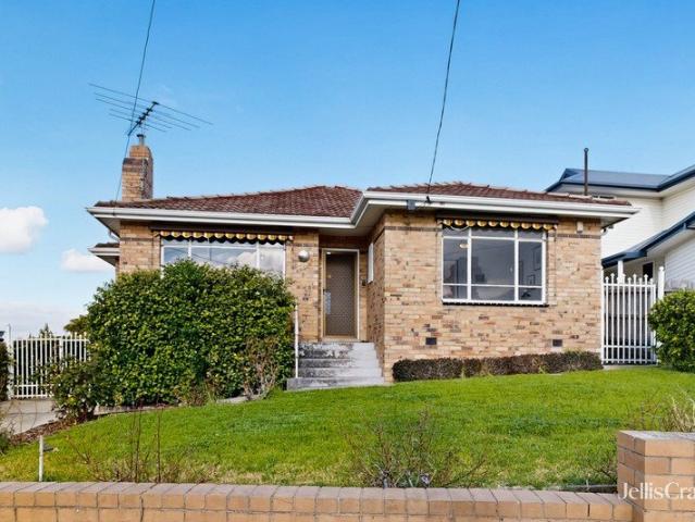 Stylish & Convenient Living in the Heart of Ascot Vale