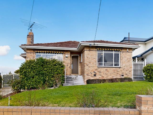 Stylish & Convenient Living in the Heart of Ascot Vale