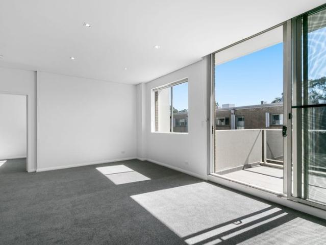 Stylish & Convenient Living in the Heart of Caringbah