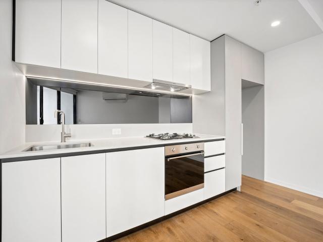 Stylish & Convenient Living in the Heart of Cheltenham