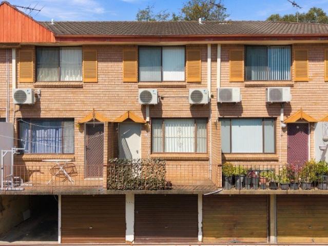 Stylish & Convenient Townhouse in a Prime Cabramatta Location