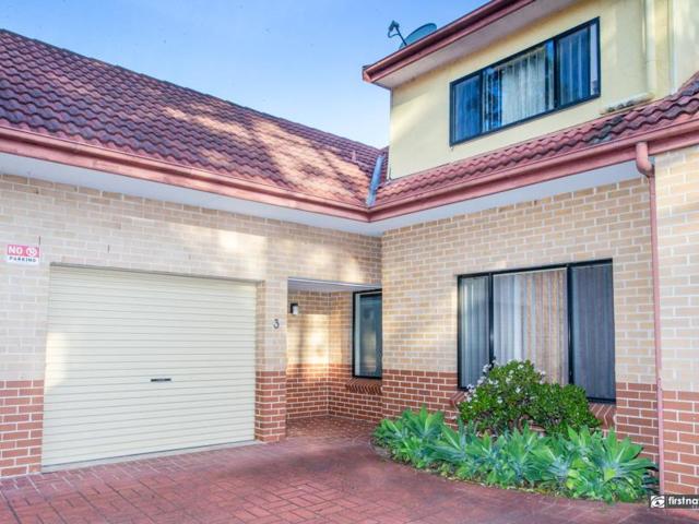 Stylish & Convenient Townhouse in the Heart of Penrith