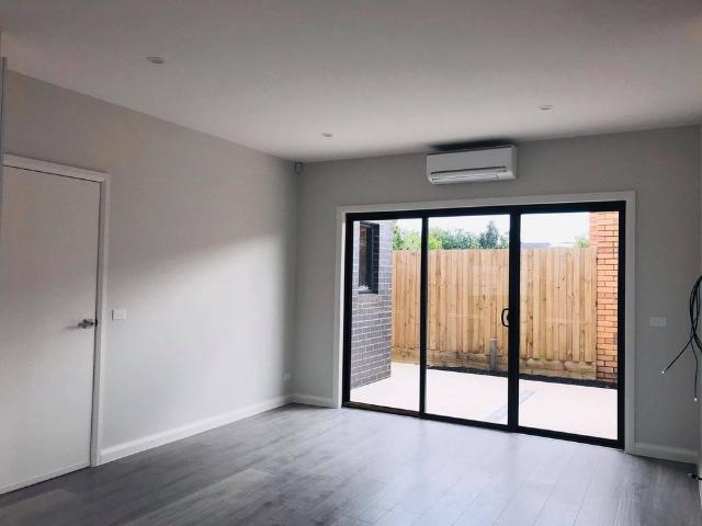 Stylish & Convenient Townhouse Living in Fawkner