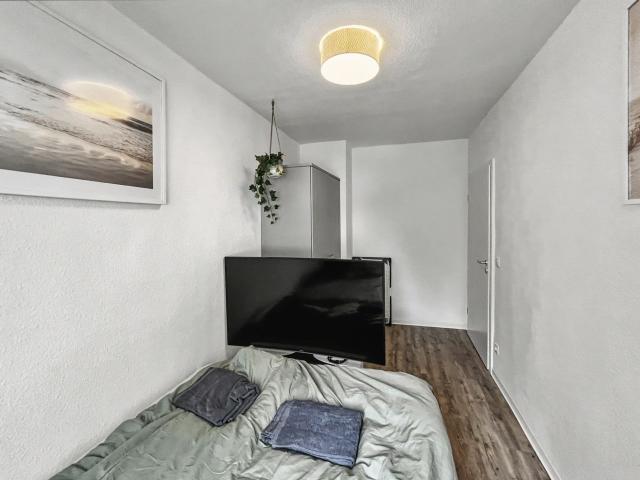 Stylish & Cosy 2 room apartment with huge balcony direct in the city, Chemnitz Amsterdam Apartments for Rent