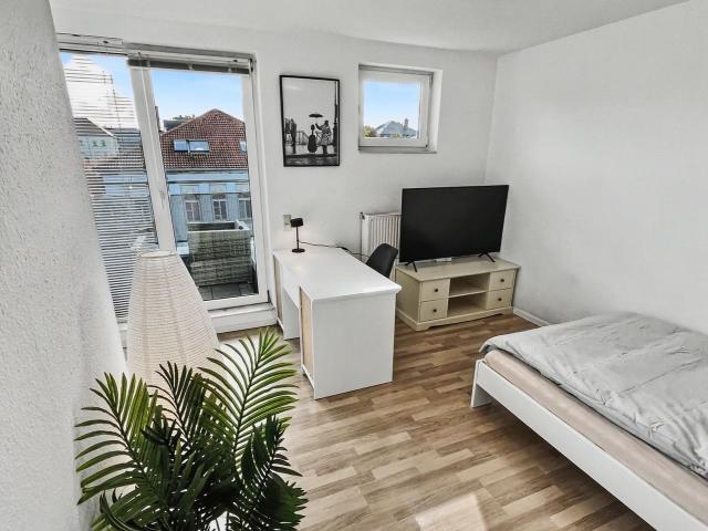 Stylish & Cosy Apartment direct in the city complete fitted, Dresden Amsterdam Apartments for Rent