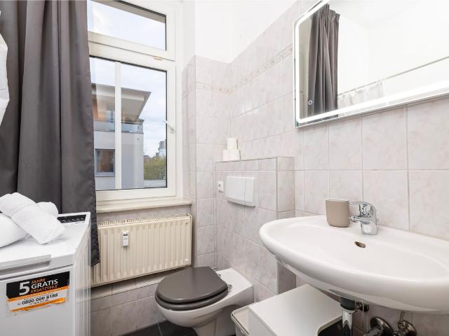 Stylish & Cozy Apartment direct in the City full equiped, Dresden Amsterdam Apartments for Rent