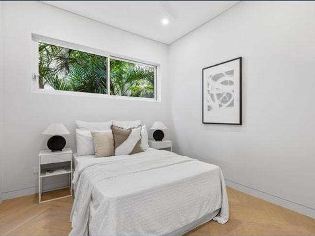 Stylish Duplex with Pool & Alfresco Entertaining