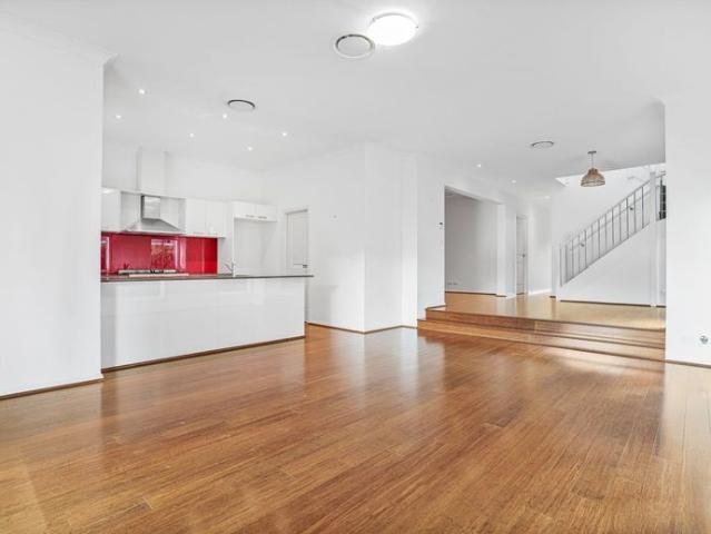 Stylish Duplex in the Heart of Ermington!