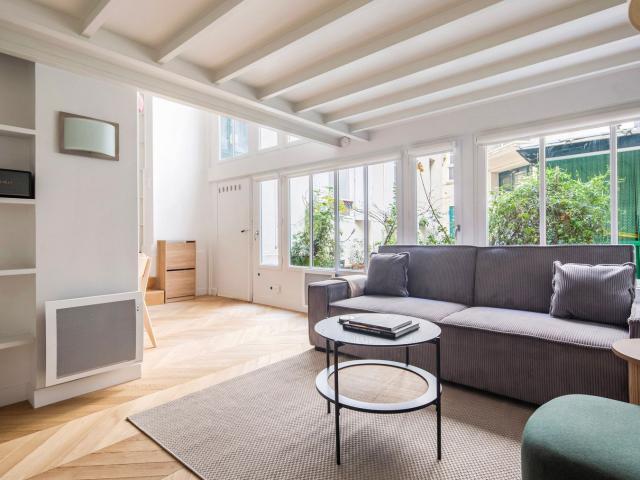 Stylish Duplex in the Heart of Paris