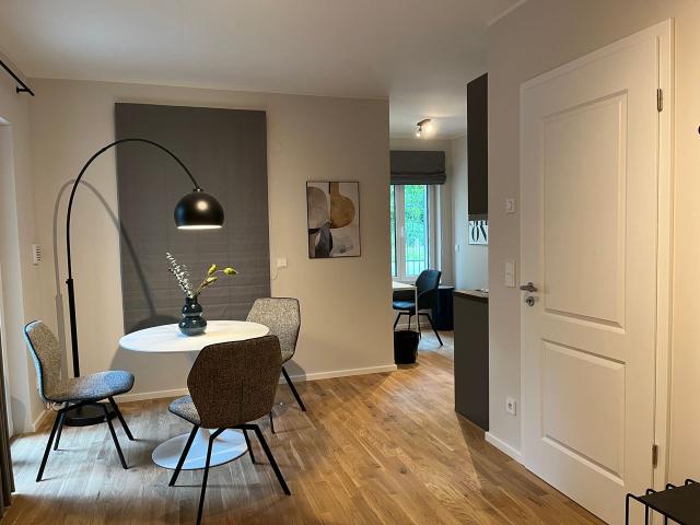 Stylish Designer Apartment with Separate Bedroom & Workspace – Opposite Sanssouci Park, Potsdam Amsterdam Apartments for Rent
