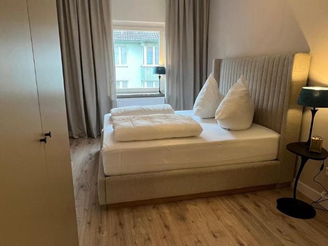 Stylish designer apartment for comfortable living, Dusseldorf Amsterdam Apartments for Rent