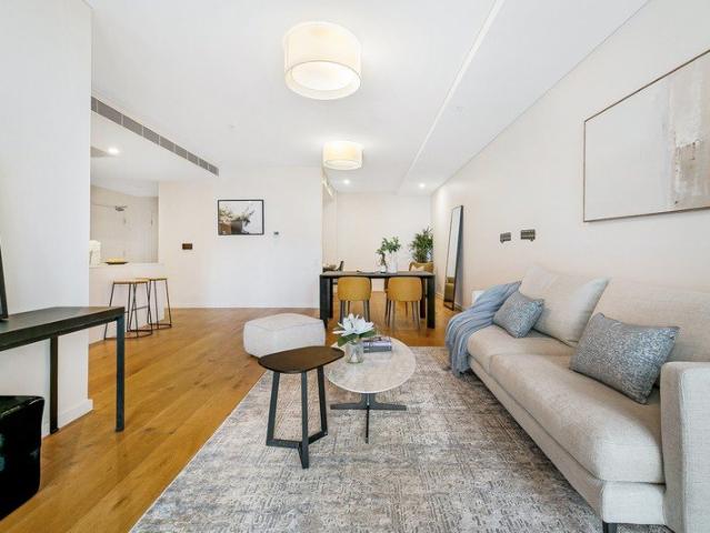 Stylish Designer Apartment in Prime Mascot Location | 1 Bed + Study | Parking & Storage