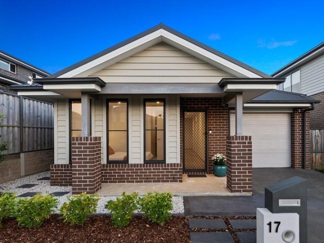 Stylish Designer Home in a Prime Family Location
