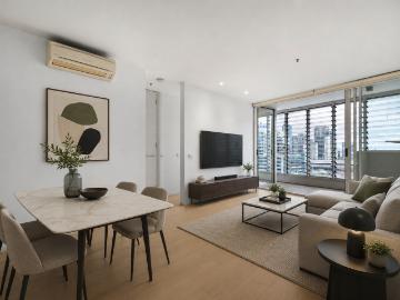 Stylish Docklands Living with Water Views