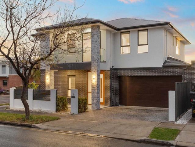 Stylish Double Storey Living with Two Living Areas & Outdoor Kitchen