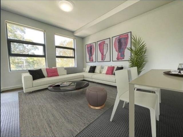 Stylish Executive Apartment in a Serene Yet Super Convenient Pocket