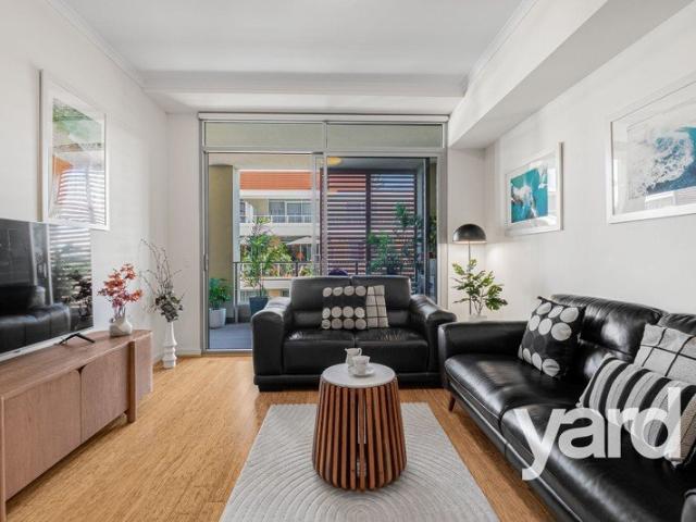 Stylish East Fremantle Living with Space & Convenience