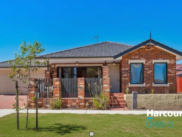 Stylish East Vic Park Living No Strata Fees & Prime Location