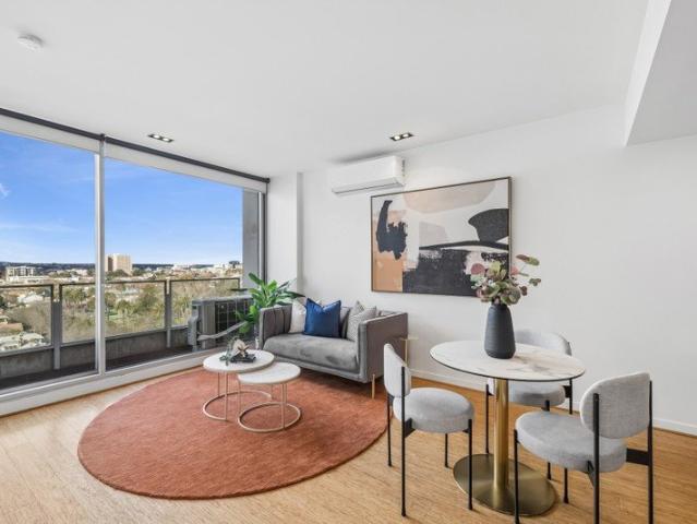 Stylish Elevated Living in East Melbourne