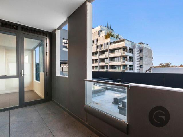 Stylish 'Embassy' Living In The Heart Of Richmond