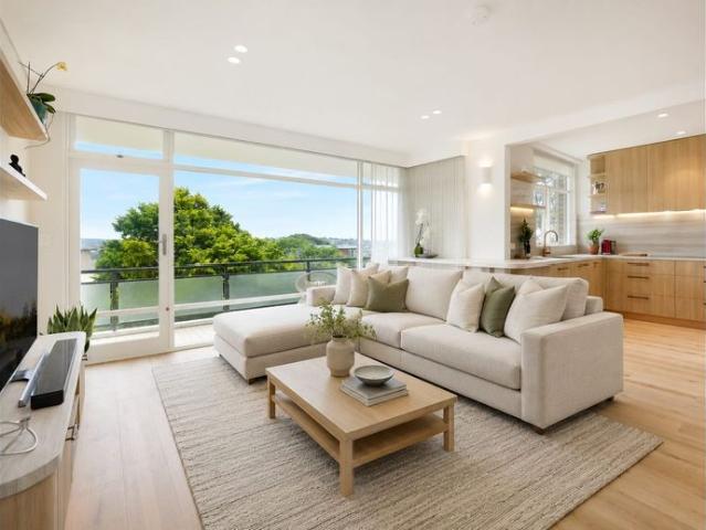 Stylish Fully Furnished Three Bedroom Apartment in Mosman