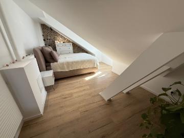 Stylish, fully furnished and equipped house with special charm