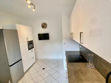 Friedrichsfelde, Berlin U-Bahn - Balkon