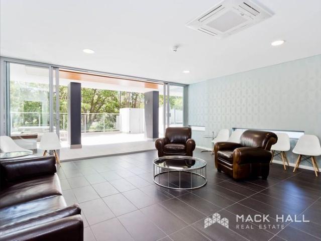 Stylish Fully Furnished Apartment with Resort Style Facilities