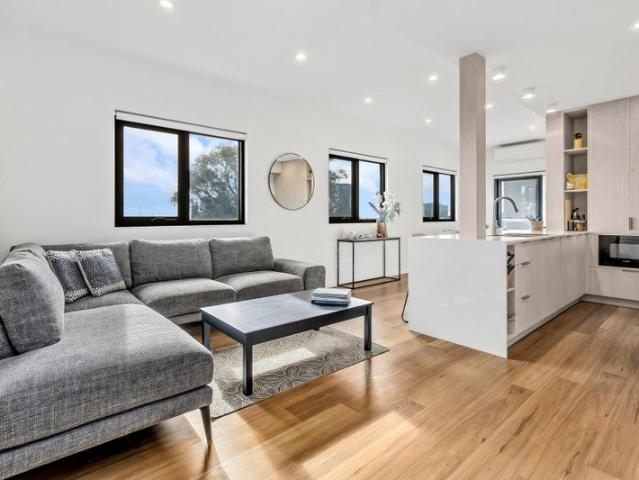 Stylish, Fully Furnished Living in the Heart of Geelong West