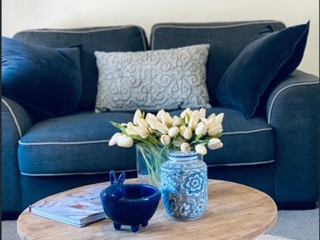 Stylish fully furnished & serviced home situated in the heart of Ballarat Central