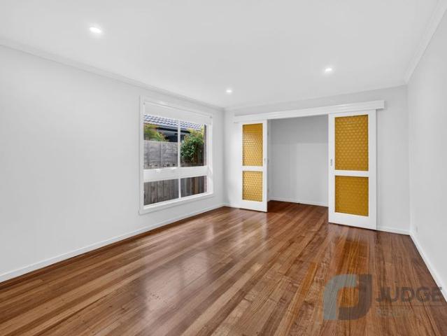 Stylish & Fully Renovated
