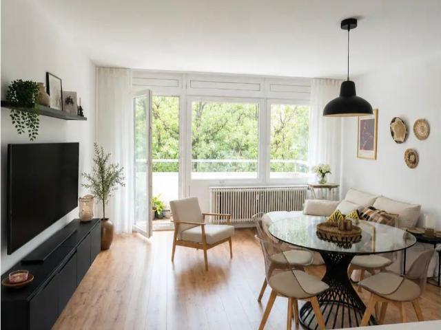 Stylish furnished 2 room apartment with balcony in Mannheim Lindenhof