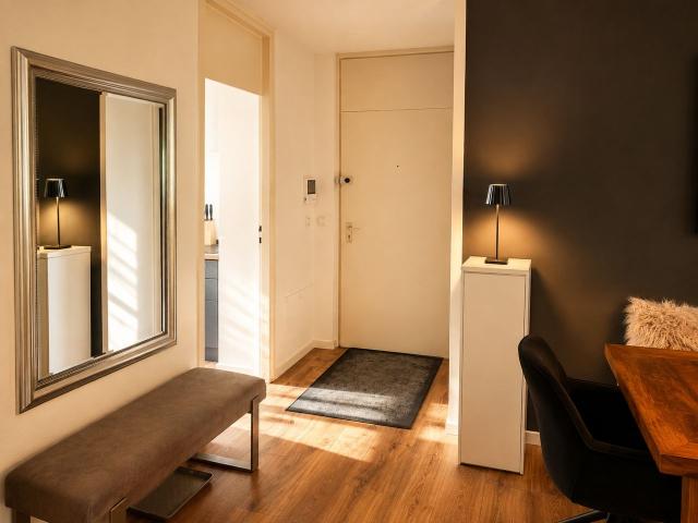 Stylish furnished 3 room apartment in Schwabing directly at the English Garden, Munchen Amsterdam Apartments for Rent