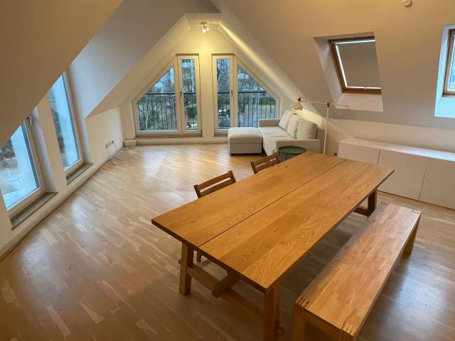 Stylish Furnished 3 Room Penthouse in Berlin Pankow, Berlin Amsterdam Apartments for Rent