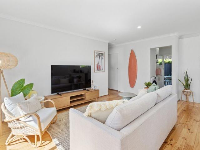 Stylish Furnished Unit