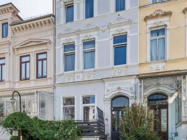 Stylish Furnished Apartment in Bremen’s Viertel – Recently Renovated, Bremen Amsterdam Apartments for Rent