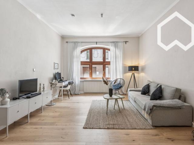 Stylish furnished apartment with balcony | Lorettoviertel, Düsseldorf, Dusseldorf Amsterdam Apartments for Rent