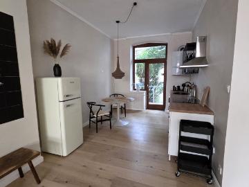 Stylish furnished apartment with balcony | Lorettoviertel, Düsseldorf, Dusseldorf Amsterdam Apartments for Rent