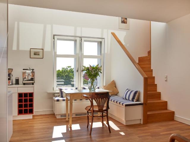 Stylish furnished maisonette penthouse with a roofgarden in Berlin Mitte, Berlin Amsterdam Apartments for Rent