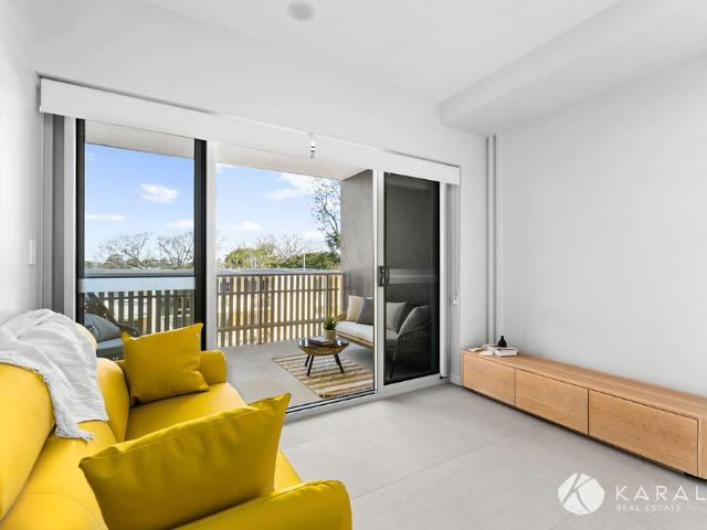 Stylish Furnished One Bedroom Apartment in Regent Towers