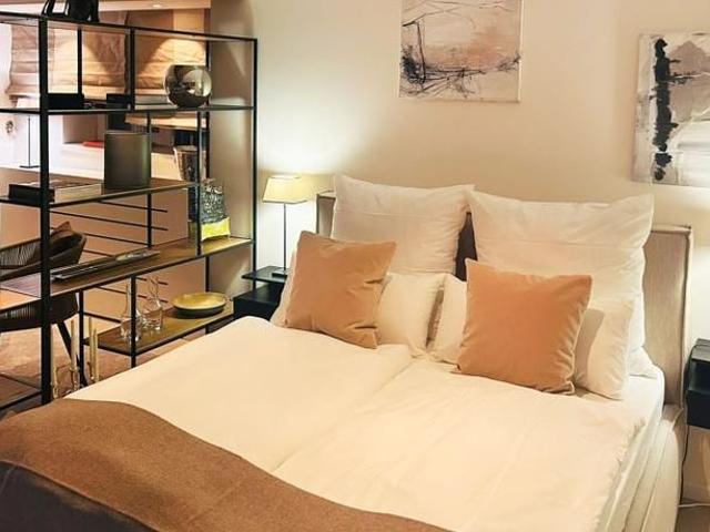 Stylish furnished studio apartment with private terrace in Groß Flottbek