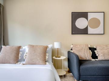 Stylish Furnished Studio in Unterstrass, Zurich Amsterdam Apartments for Rent