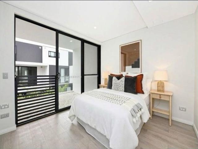 Stylish Family Townhouse in the Heart of Burwood