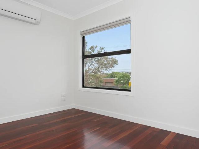 Stylish Family Home In Prime Location